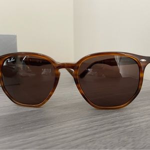 New Rayban 4306 Striped Red Havana with dark brown lense